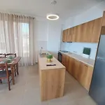 Prestige Hill Apartamento Sarandë