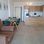 Prestige Hill Саранда