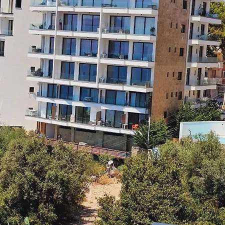 Prestige Hill * Sarande