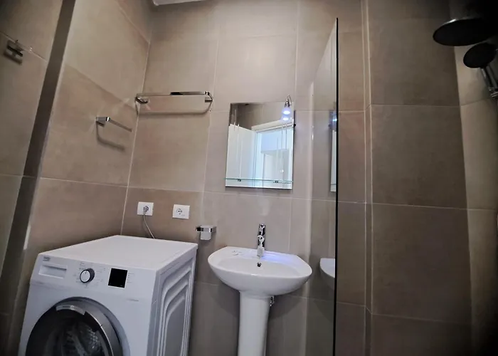 Prestige Hill Saranda